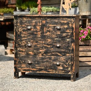 Byrå vintage svartskavd