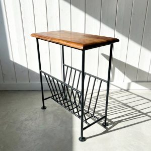 Tidningsställ / sidobord